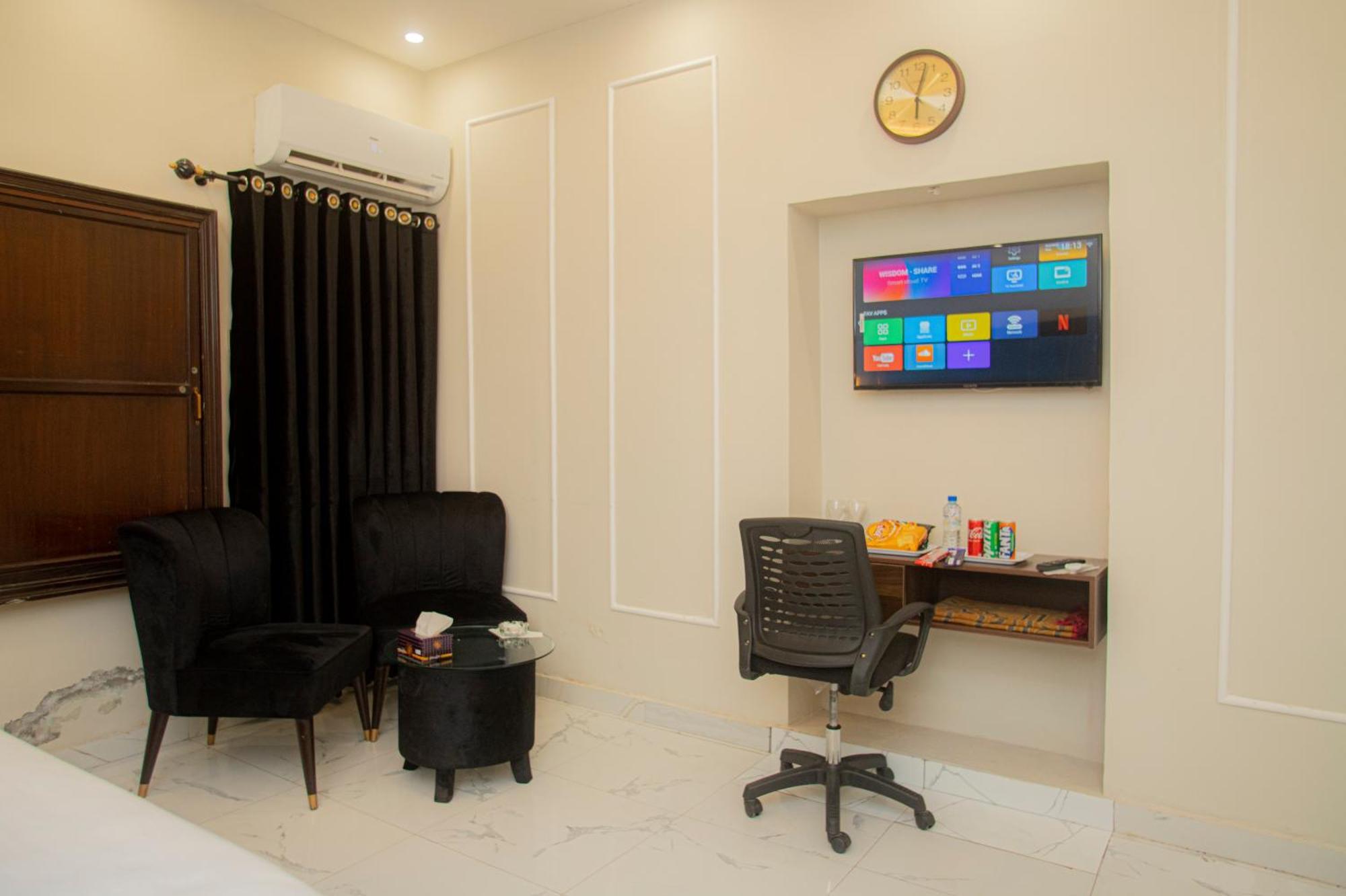 Hotel White Season Gulberg Lahore Exterior foto